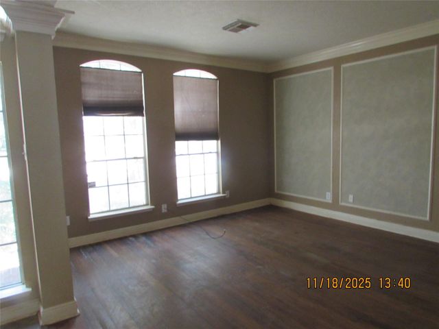 1212 Bob White Drive, Friendswood, TX 77546