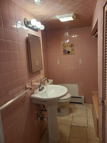 17 Stearns St 2, Malden, MA 02148