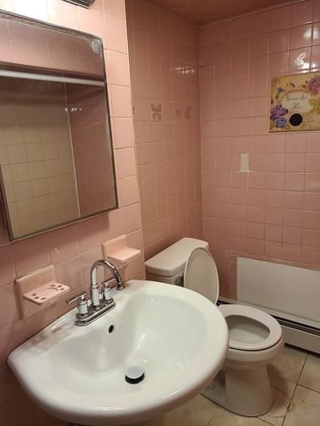 17 Stearns St 2, Malden, MA 02148