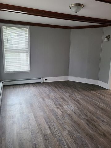 17 Stearns St 2, Malden, MA 02148