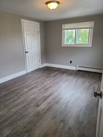 17 Stearns St 2, Malden, MA 02148