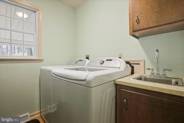 2114 YERGER RD, Pottstown, PA 19464