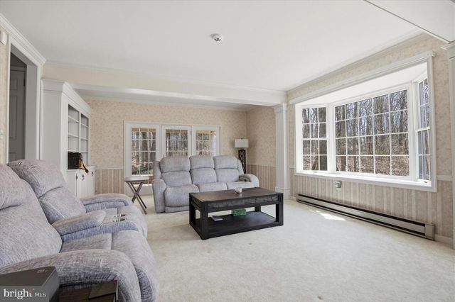 2114 YERGER RD, Pottstown, PA 19464