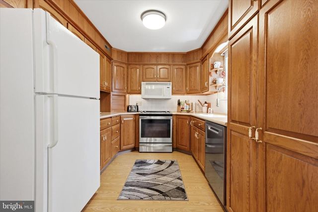 2114 YERGER RD, Pottstown, PA 19464