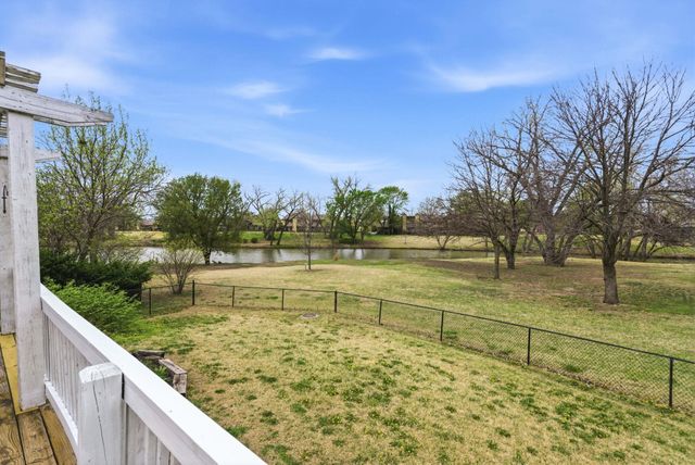 8448 E Lakeland Ct, Wichita, KS 67207