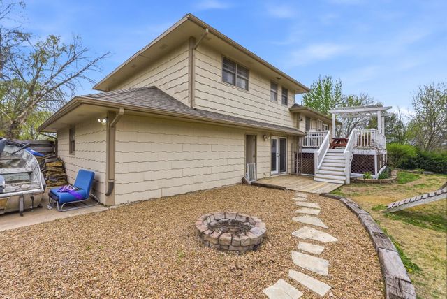 8448 E Lakeland Ct, Wichita, KS 67207