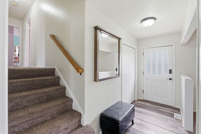 8448 E Lakeland Ct, Wichita, KS 67207