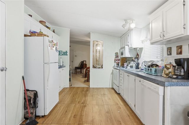 5730 Mockingbird, Mathis, TX 78368