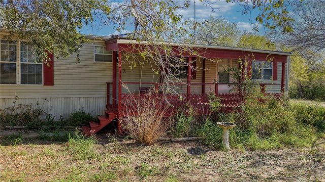 5730 Mockingbird, Mathis, TX 78368