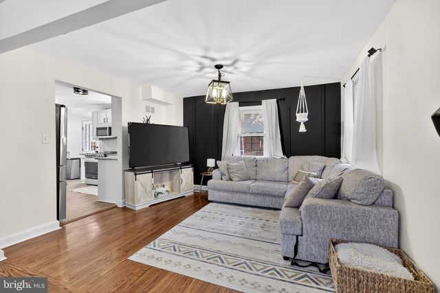 1 MARION AVE, Claymont, DE 19703