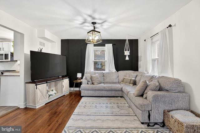 1 MARION AVE, Claymont, DE 19703