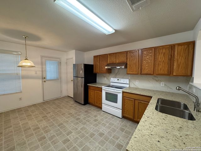 8027 Seatide, San Antonio, TX 78249