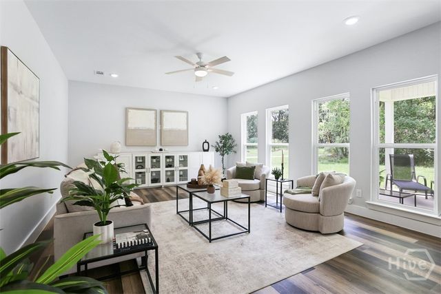 222 Skinner Avenue N, Pooler, GA 31322