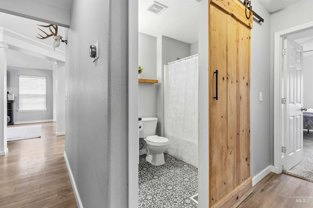 1350 W Jacksnipe Dr, Meridian, ID 83642