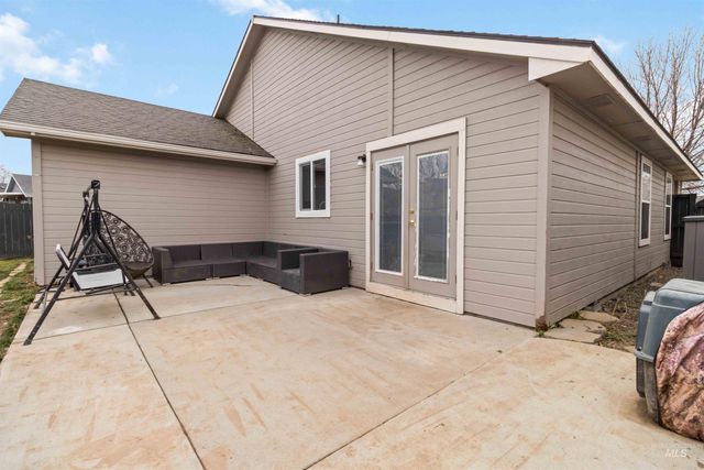 1350 W Jacksnipe Dr, Meridian, ID 83642