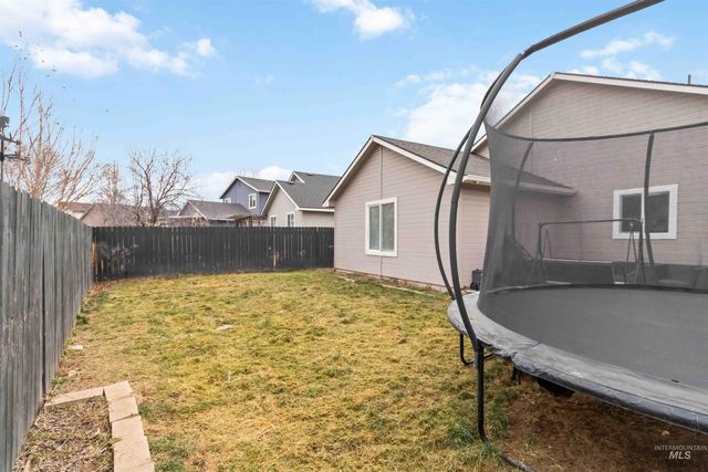 1350 W Jacksnipe Dr, Meridian, ID 83642
