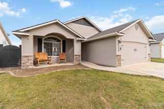 1350 W Jacksnipe Dr, Meridian, ID 83642