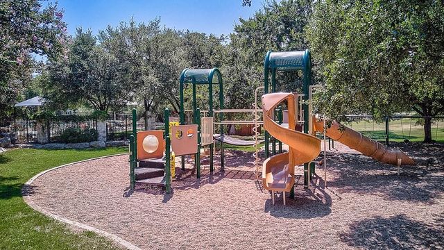 12901 Majestic Oaks DR, Austin, TX 78732