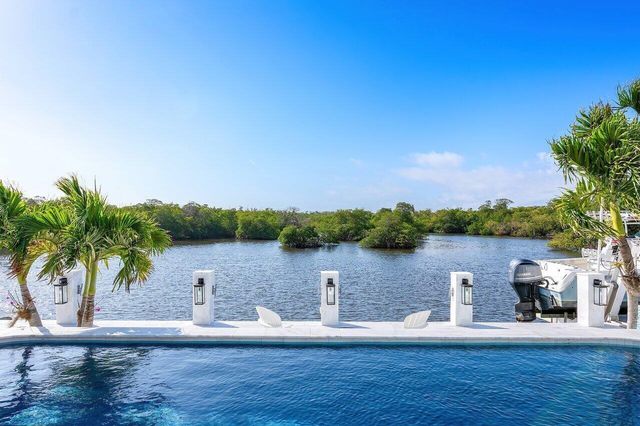 5 Inlet Cay Drive, Ocean Ridge, FL 33435