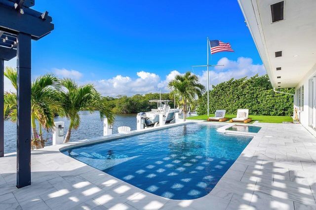 5 Inlet Cay Drive, Ocean Ridge, FL 33435