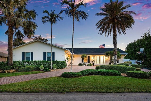 5 Inlet Cay Drive, Ocean Ridge, FL 33435