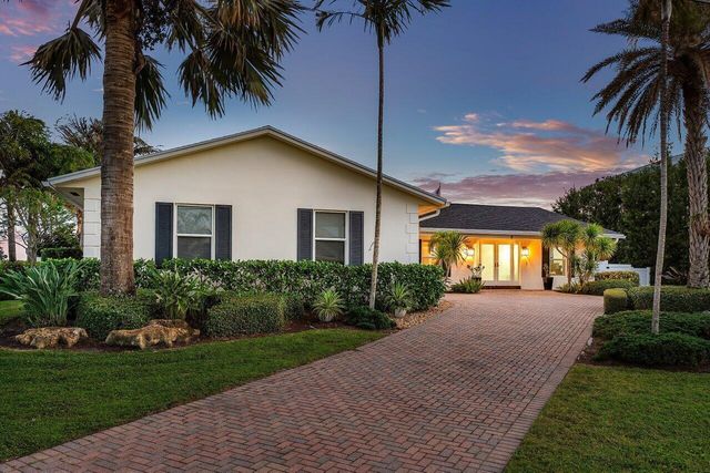 5 Inlet Cay Drive, Ocean Ridge, FL 33435