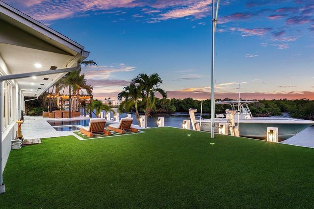 5 Inlet Cay Drive, Ocean Ridge, FL 33435
