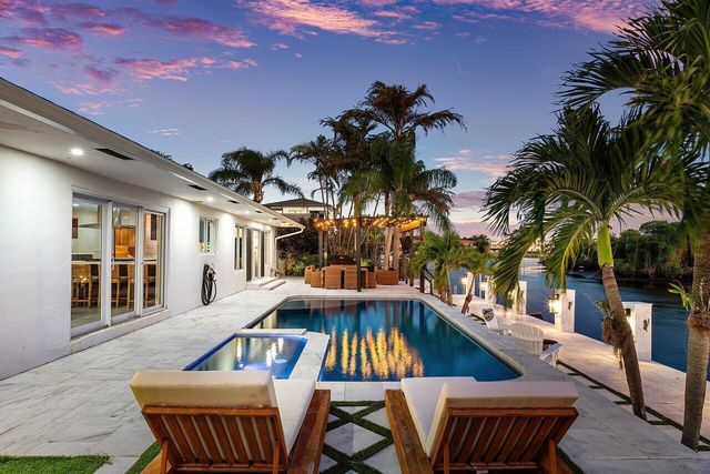 5 Inlet Cay Drive, Ocean Ridge, FL 33435