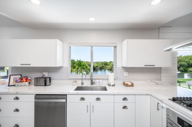 5 Inlet Cay Drive, Ocean Ridge, FL 33435