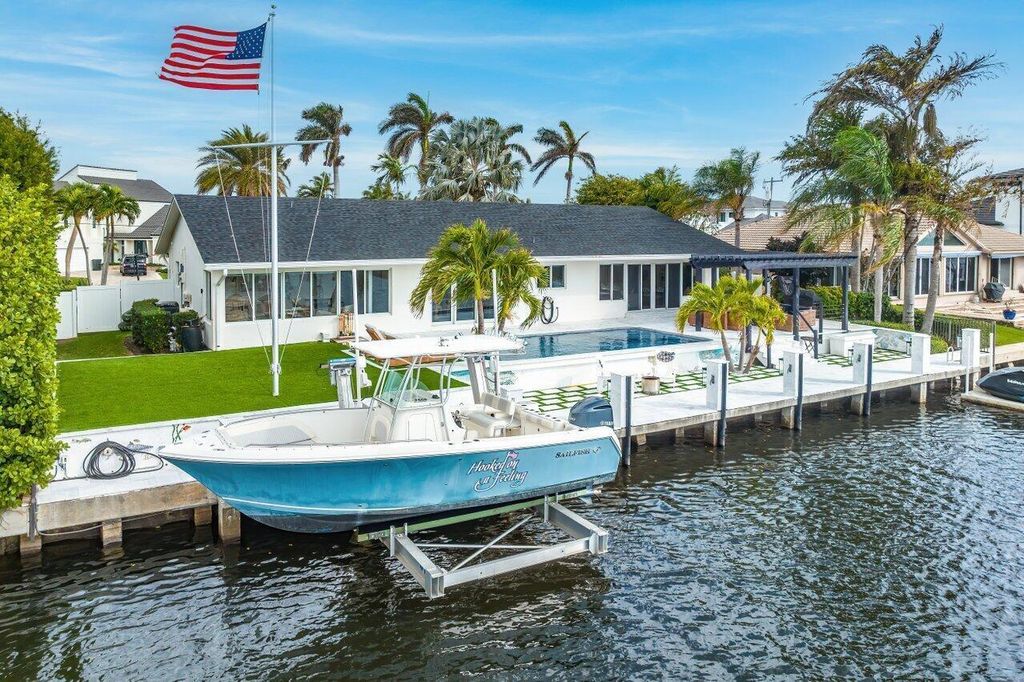 5 Inlet Cay Drive, Ocean Ridge, FL 33435