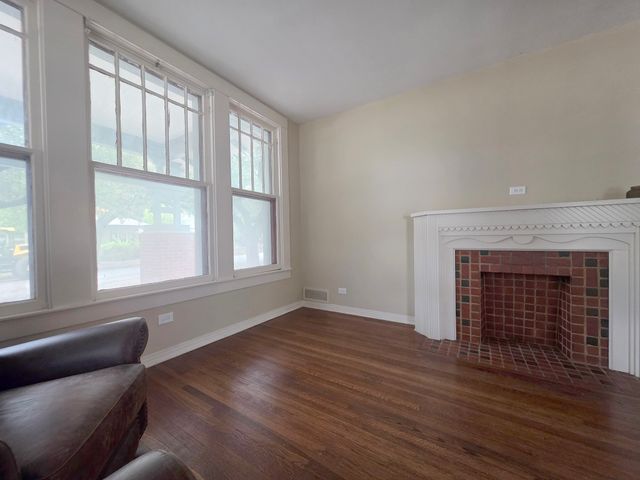 901 4th Avenue, Mineral Wells, TX 76067