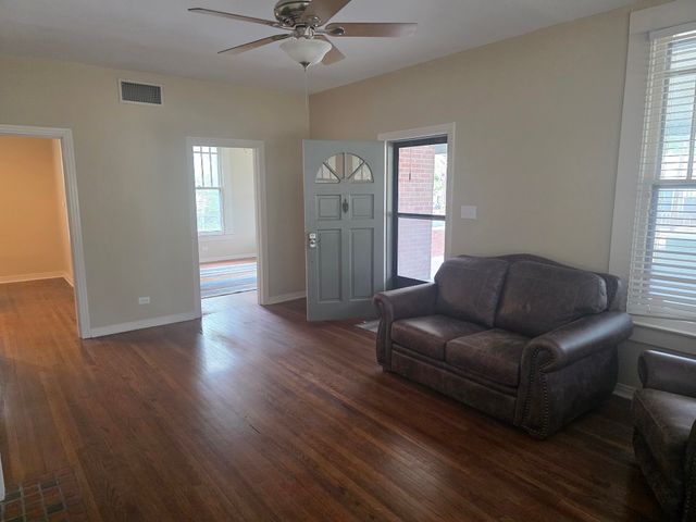 901 4th Avenue, Mineral Wells, TX 76067