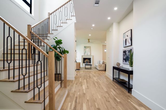 5836 Kenwood Avenue, Dallas, TX 75206