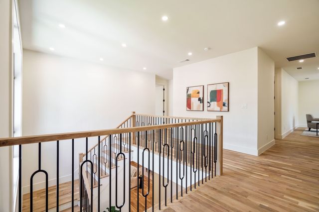 5836 Kenwood Avenue, Dallas, TX 75206