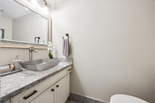 503 N Post Oak Lane 503, Houston, TX 77024