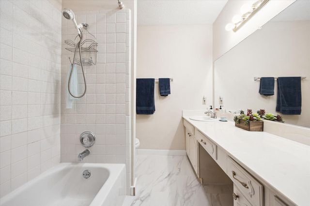 503 N Post Oak Lane 503, Houston, TX 77024