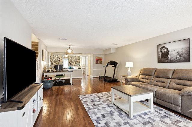 503 N Post Oak Lane 503, Houston, TX 77024