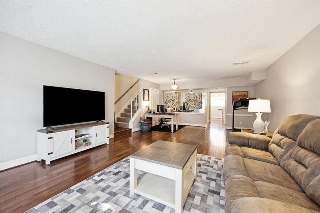 503 N Post Oak Lane 503, Houston, TX 77024