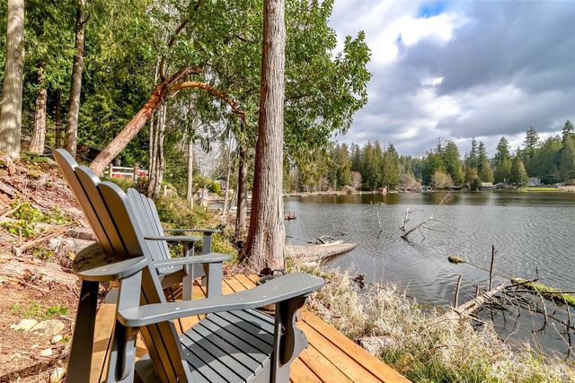 32113 Whitman Lake Drive E, Graham, WA 98338