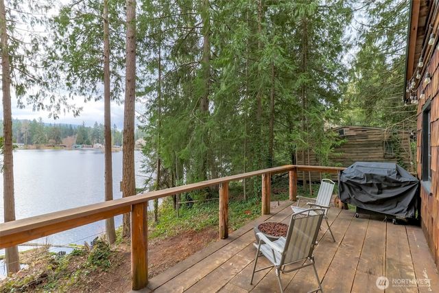 32113 Whitman Lake Drive E, Graham, WA 98338