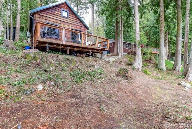 32113 Whitman Lake Drive E, Graham, WA 98338