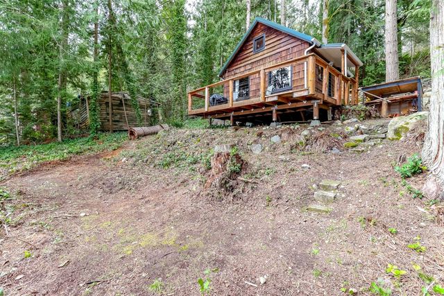 32113 Whitman Lake Drive E, Graham, WA 98338