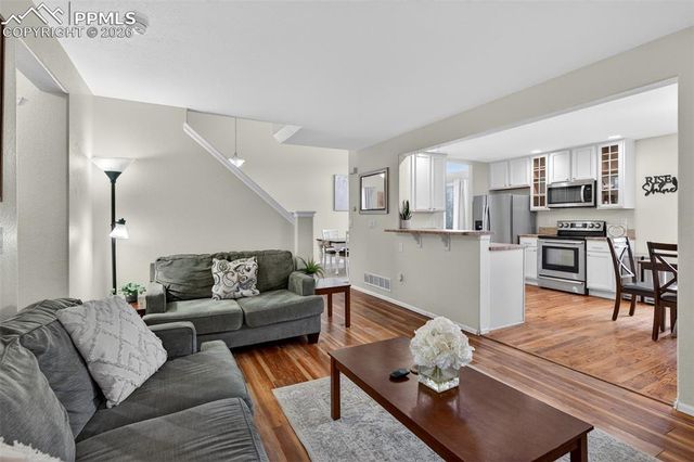 5236 Stone Fence Drive, Colorado Springs, CO 80922