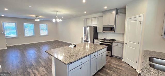 3608 Hidden Valley Cir, Lawrenceville, GA 30044