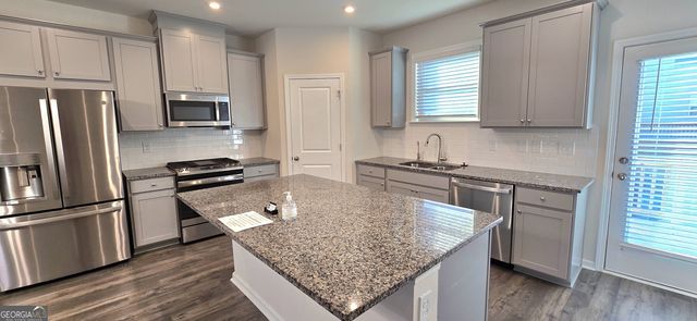 3608 Hidden Valley Cir, Lawrenceville, GA 30044