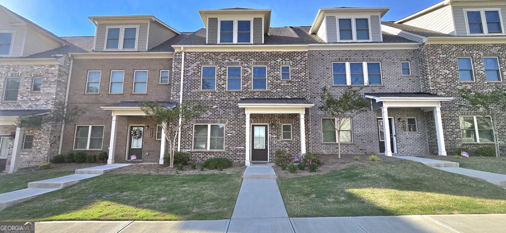 3608 Hidden Valley Cir, Lawrenceville, GA 30044
