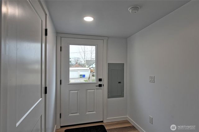 2405 Rockefeller Ave, Everett, WA 98201