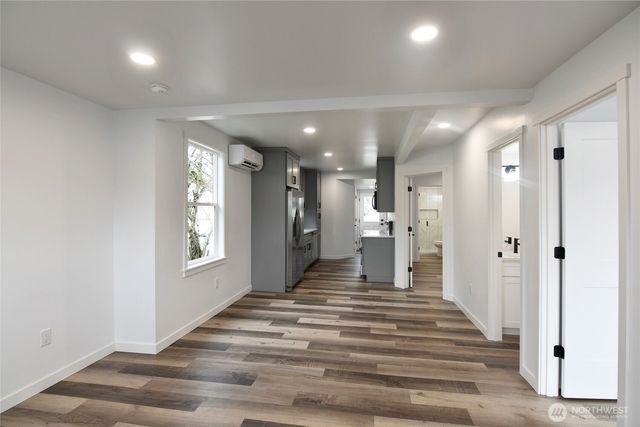 2405 Rockefeller Ave, Everett, WA 98201