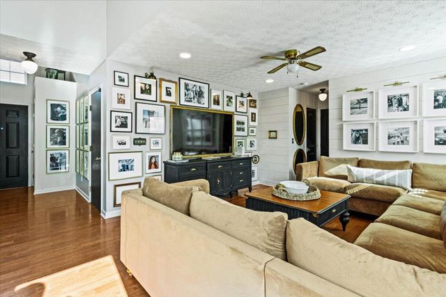 800 Brevard Circle, Pickerington, OH 43147