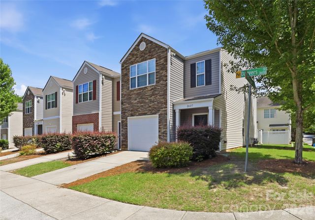 3627 Danvers Street, Charlotte, NC 28213